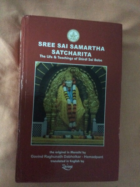 Shri Sai SatCharitra Zarine